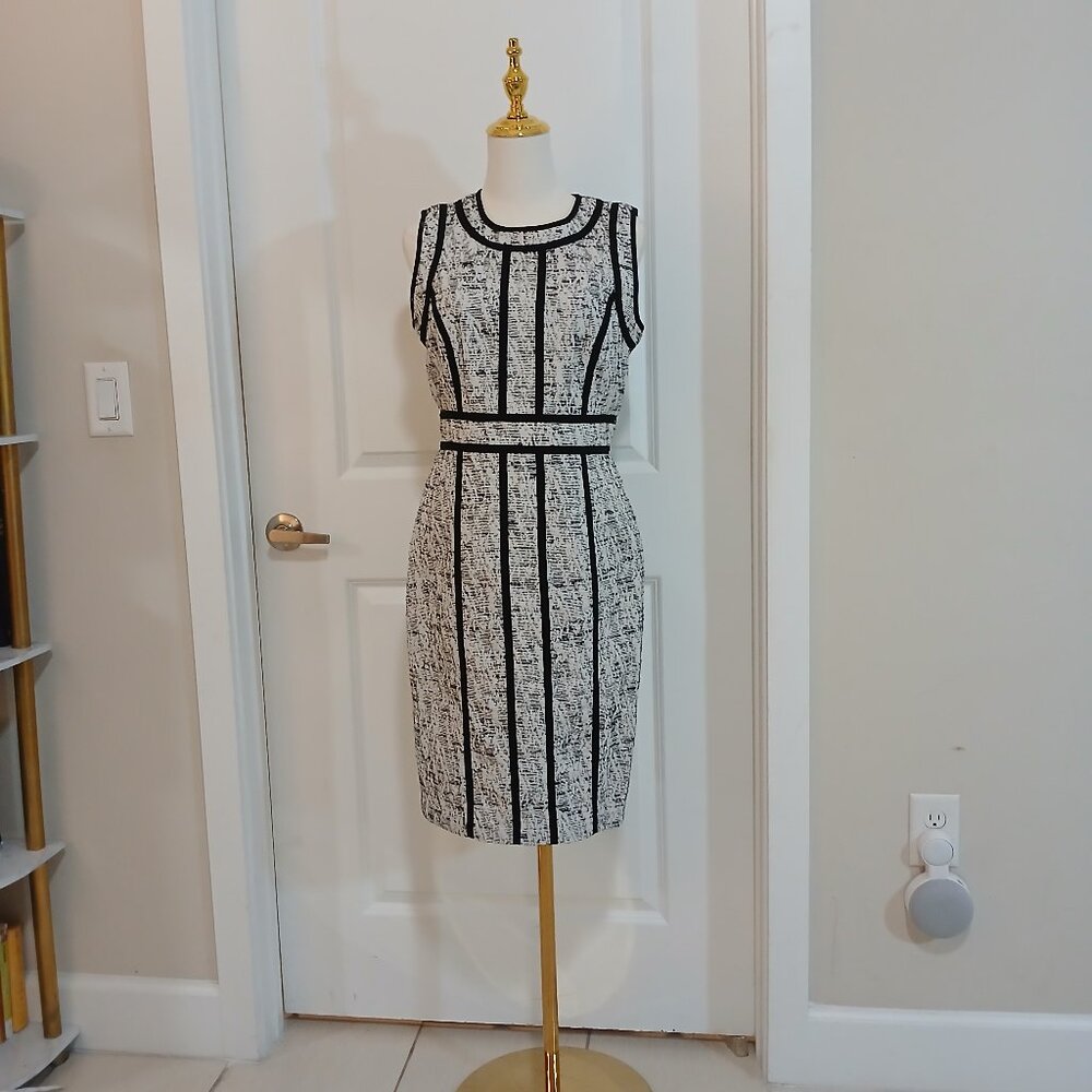 NWOT Calvin Klein Sheath Dress Women’s Size 8 Black White Lined Sleeveless
